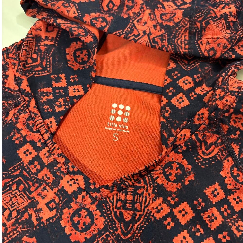 Title Nine Womens Small Mercury Hooded Long Sleeve Athletic Dress Abstract Print - Picture 7 of 10